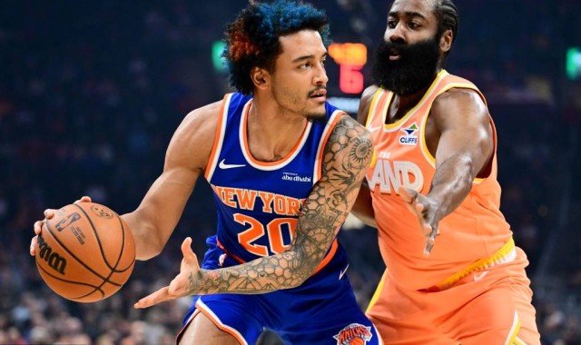 哈登20分米切尔23分 骑士大胜尼克斯