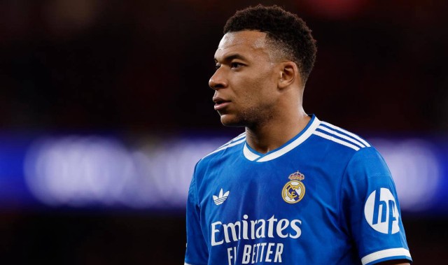 贝利之后第一人！姆巴佩狂刷纪录，势必跻身西甲百年传奇行列